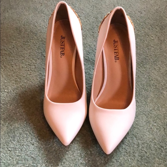 White embellished pumps - Picture 2 of 5